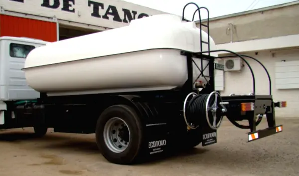 tanque cisterna agua