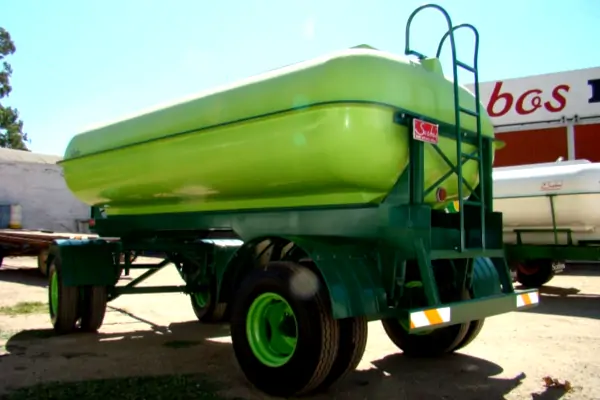 tanque cisterna agua
